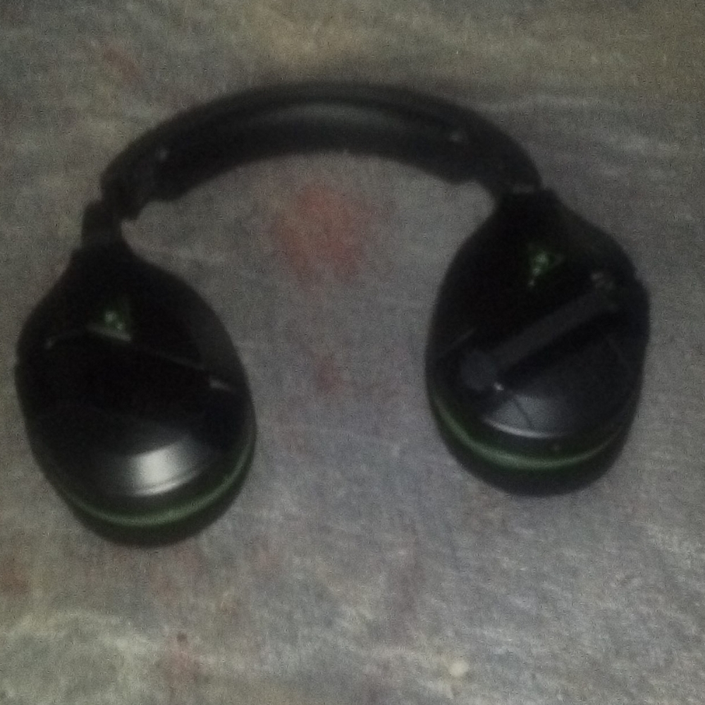 Bluetooth headphones